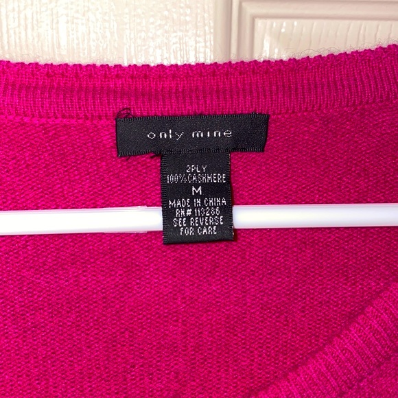 V-Neck 100% Cashmere Sweater - Picture 3 of 3